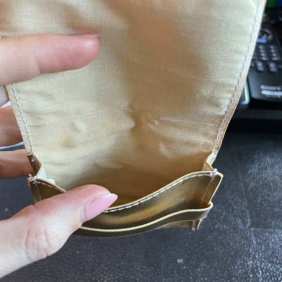 MARC JACOBS GOLD MINI WALLET AND CARD HOLDER - Picture 3 of 4